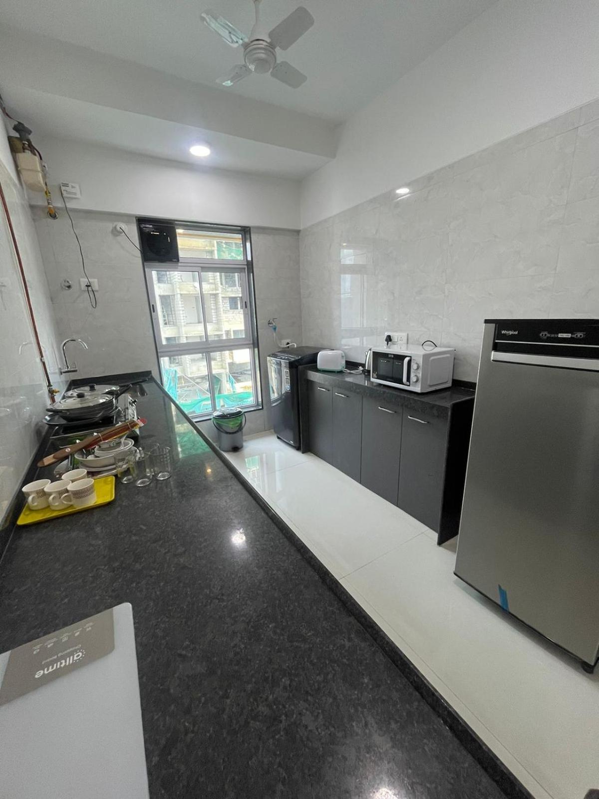 Hsquare Luxury Apartments Goregaon Bombay Exterior foto